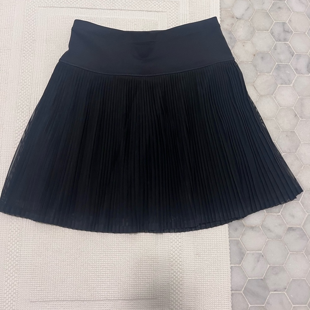 IBKUL solid mesh golf skirt/ skort, Size XS, SFP 50